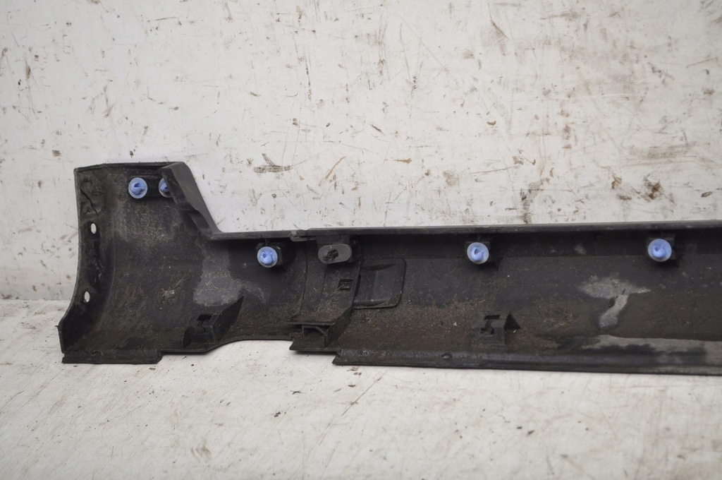 фото №8, Peugeot 2008 накладка поріг права