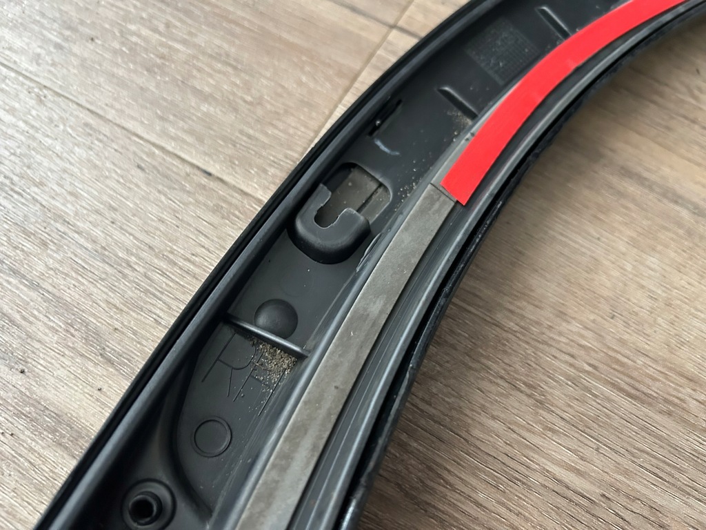 фото №13, Audi q3 8u s-line 11-18 молдинг крыла правый задняя покрашенная 8u0 оригинал