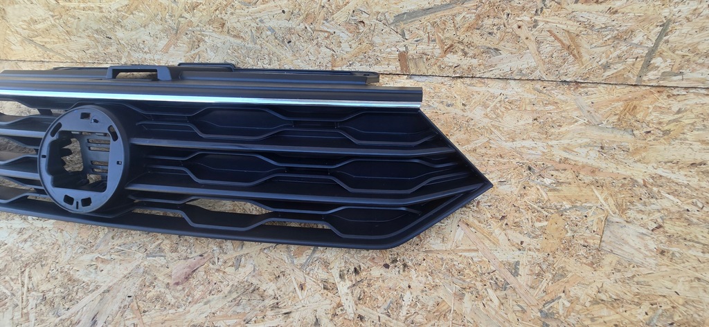 фото №2, Vw t-roc r-line решётка радиатора решётка радиатора перед передняя