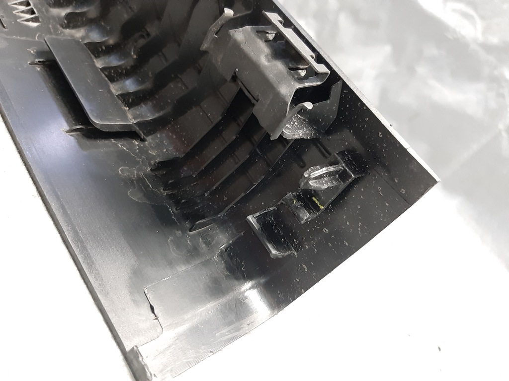 фото №10, Mercedes glb x247 захист поріг молдинг лівий перед