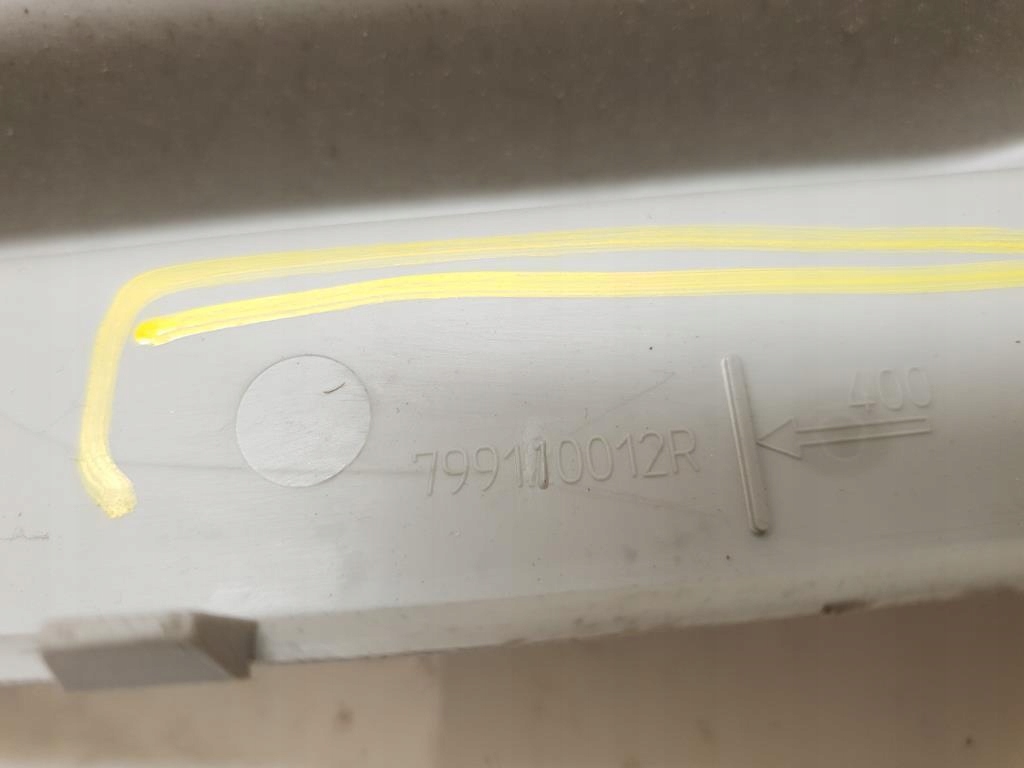 фото №5, Кронштейн полка правый задняя renault scenic iii