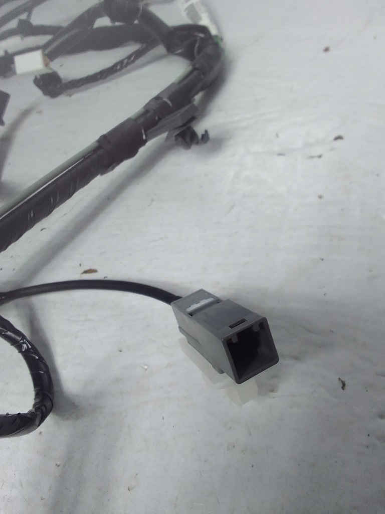 фото №8, Mazda cx50 23- жгут перед va45-67-060b usa