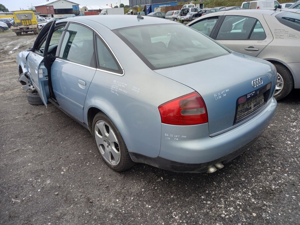 фото №12, Audi a6 c5 lift накладка кришки багажника задня задня