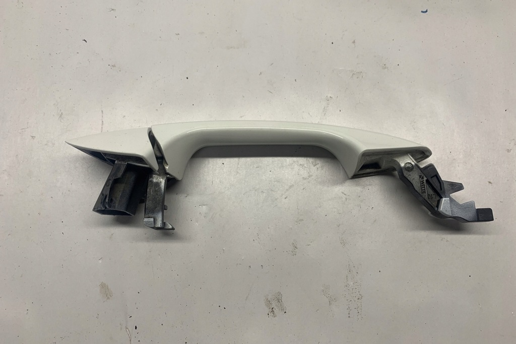 фото №8, Ручка задних левых дверь mercedes-benz c t-model s204 a2047600170 2.1l