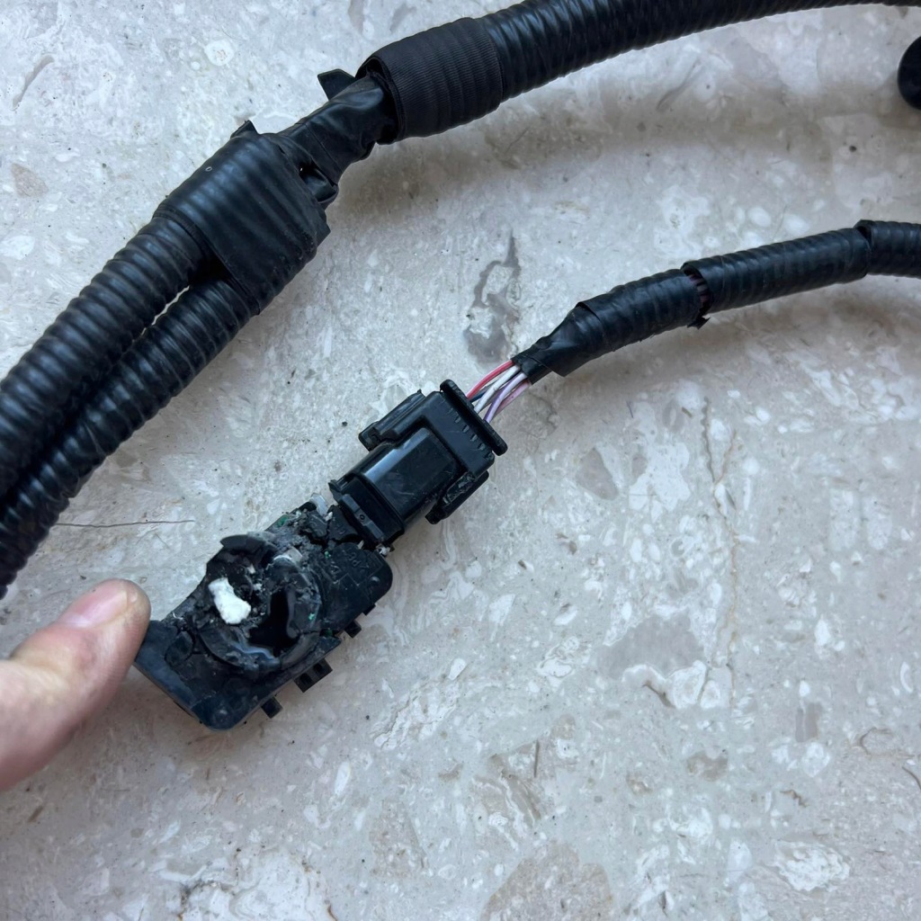 фото №9, Toyota highlander xu70 2019- джгут датчиків pdc перед 82114-0e100