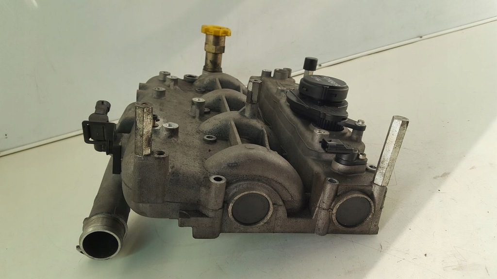 фото №5, Кришка клапанів вали chrysler voyager 2,8 crd