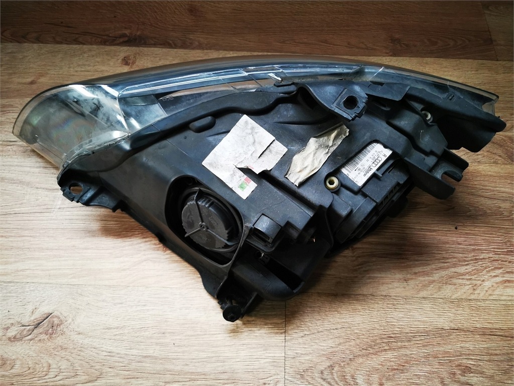 фото №7, Audi q7 4l 05-10 лампа правая перед anglik