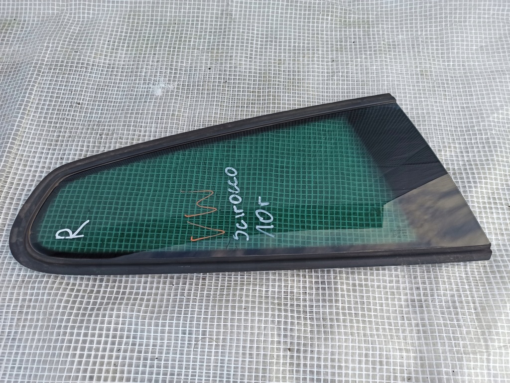 фото №1, Vw scirocco скло кузовна права бічна 10r