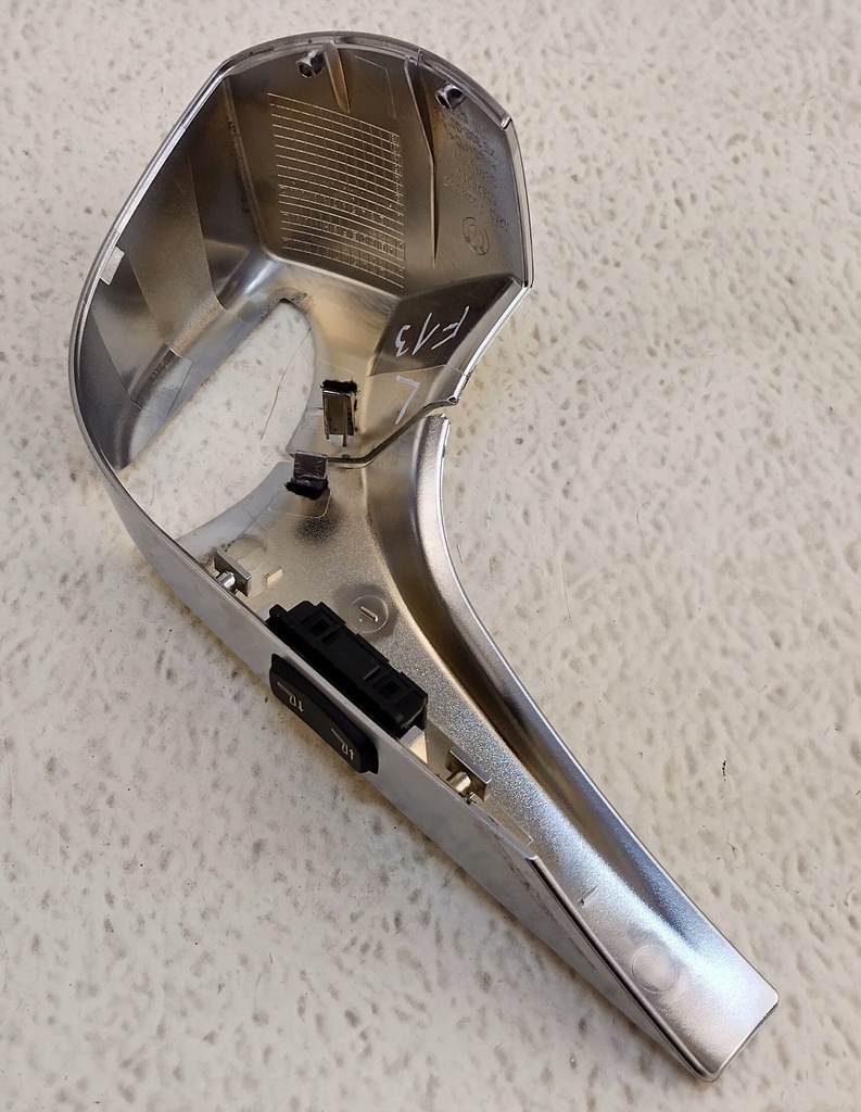 фото №9, Bmw 6 f12 f13 10-18 накладка направляющая поперечина сиденье левый перед 7228305