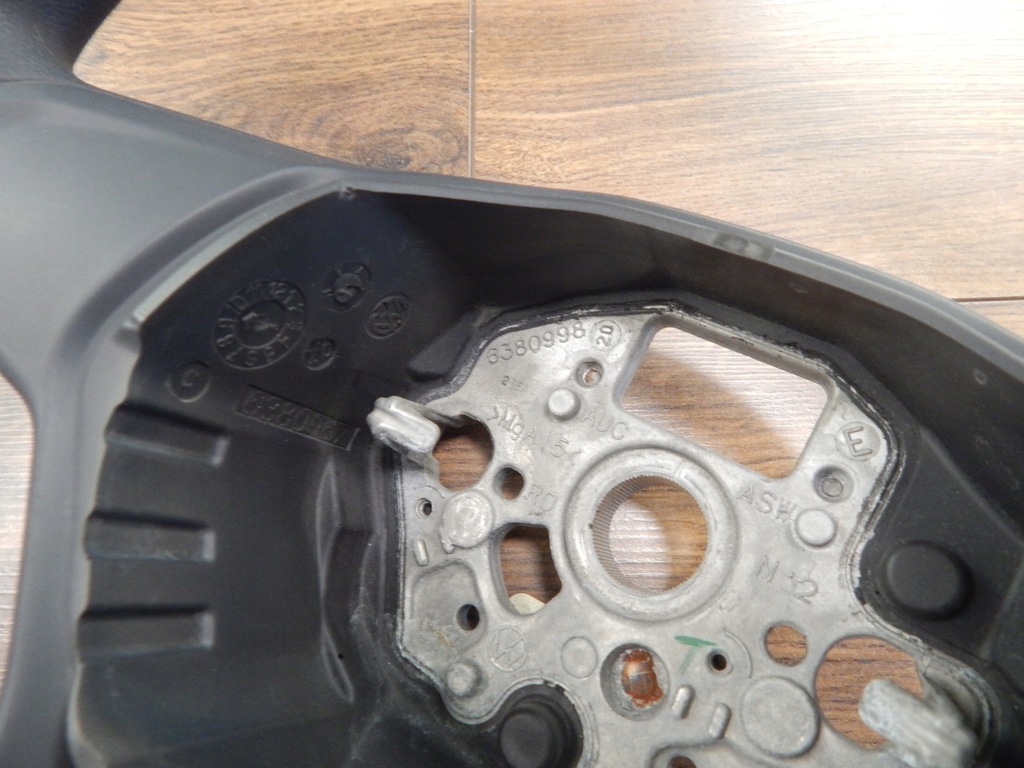 фото №12, Vw caddy 2k7 - воздуховод