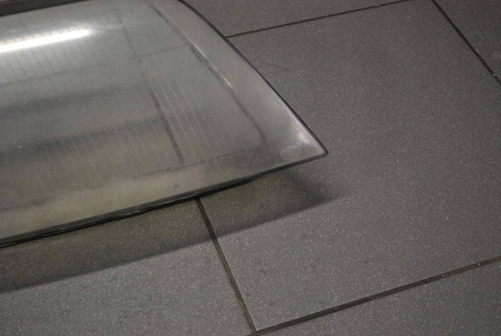 фото №7, Стекло фары лампы правый перед audi a6 c5