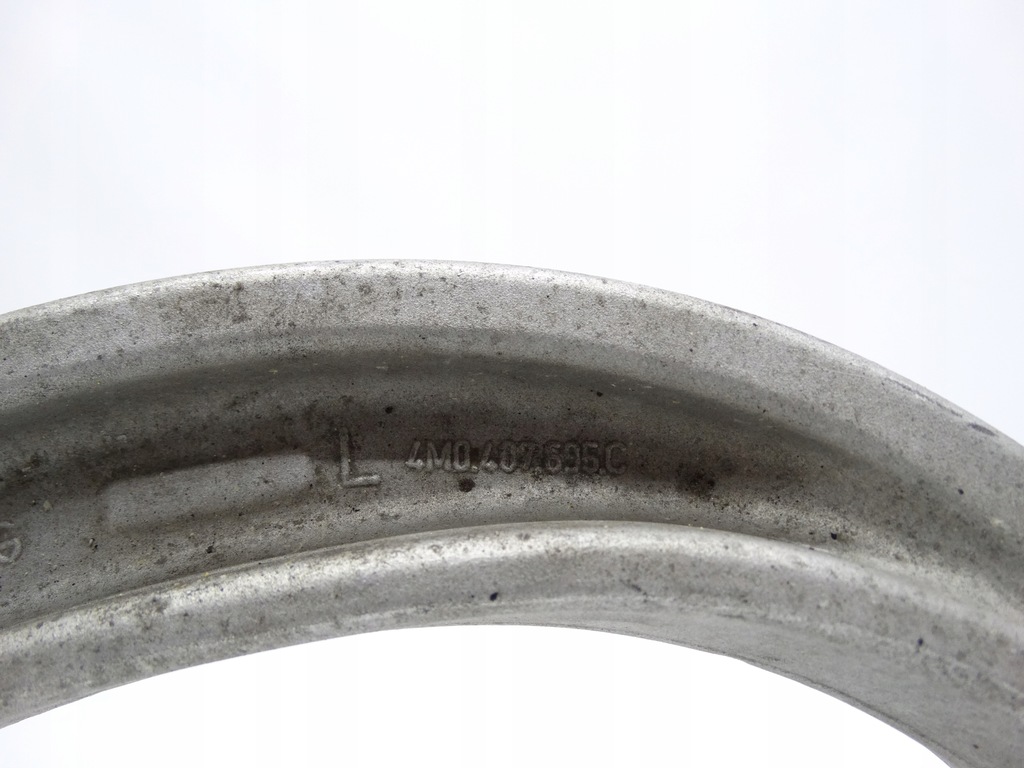 фото №12, Audi rsq8 4m левая поворотный кулак рычаги кронштейн 4m0407559a оригинальные