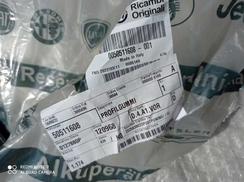 фото №5, Giulietta молдинг прокладка стекло дверь левый перед