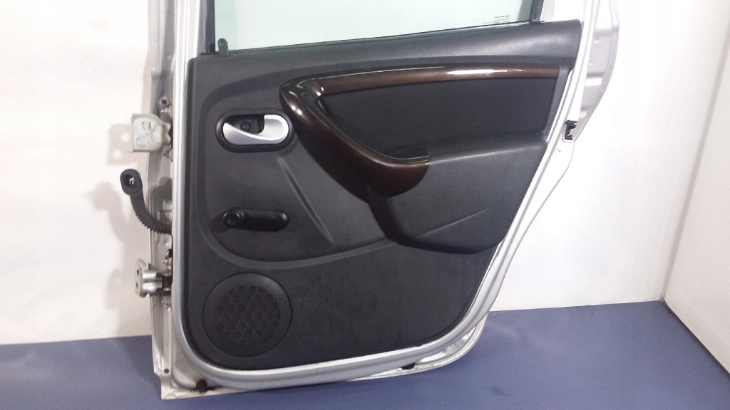 фото №12, Dacia duster i дверь задняя правое ted69