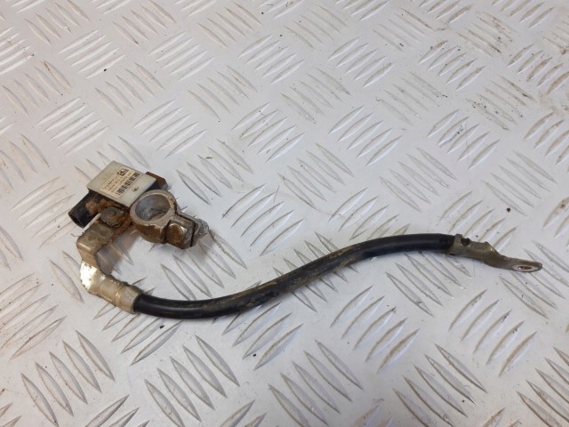 фото №1, Ford b-max клемма аккумулятор минус