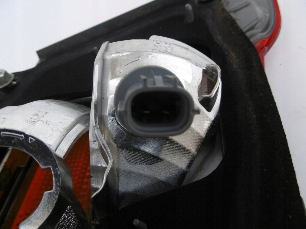 фото №16, Лампа крышки багажника правая левая задняя infiniti m m35 m37