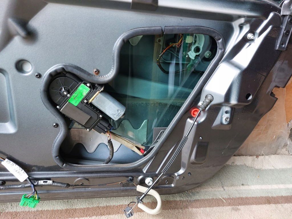 фото №6, Двері праве aston martin vantage 16r meteorite silver