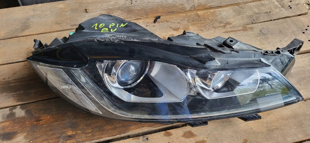 фото №1, Права передня лампа jaguar xf 260 f-pace