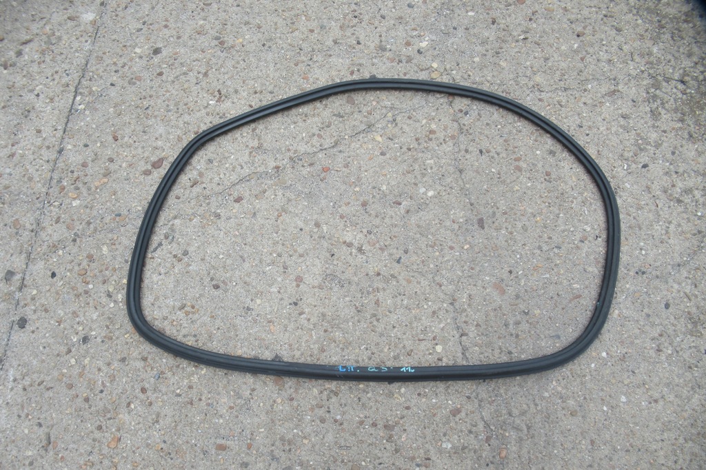 фото №1, Audi q3 11r прокладка двері лівий задня