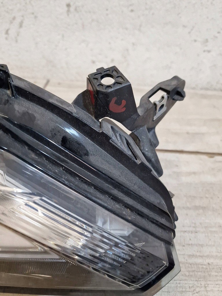 фото №6, Лампа правая mitsubishi eclipse cross lift edm92206010