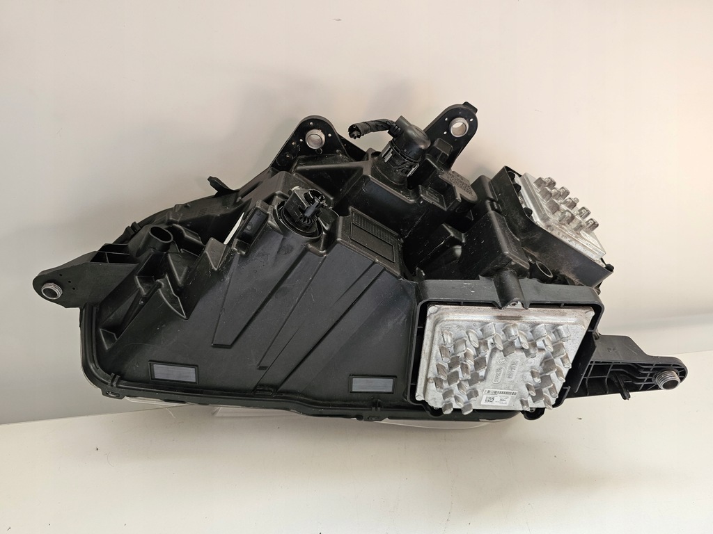 фото №14, Лампа права передня перед ferrari sf90 f173 stradale комплектна 816045