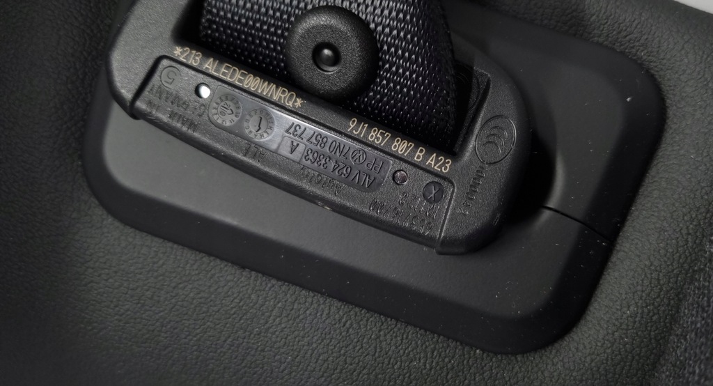 фото №7, Заднее сиденье задняя audi e-tron gt 9j1885375g