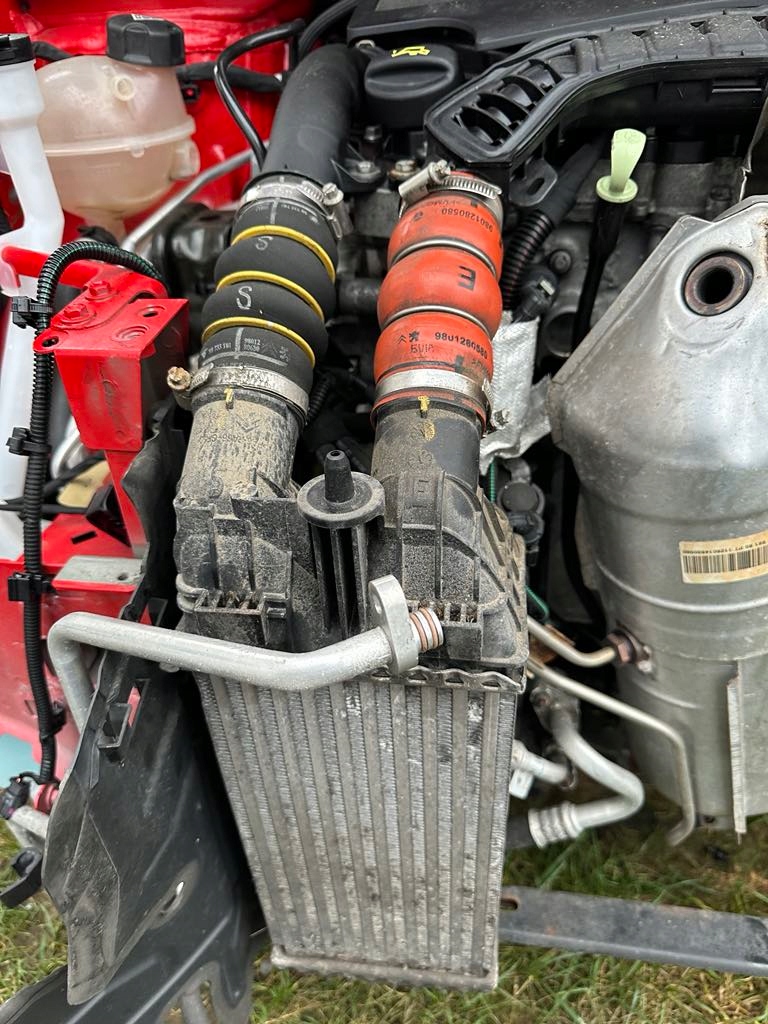 фото №1, Opel crossland інтеркулер радіатор повітря