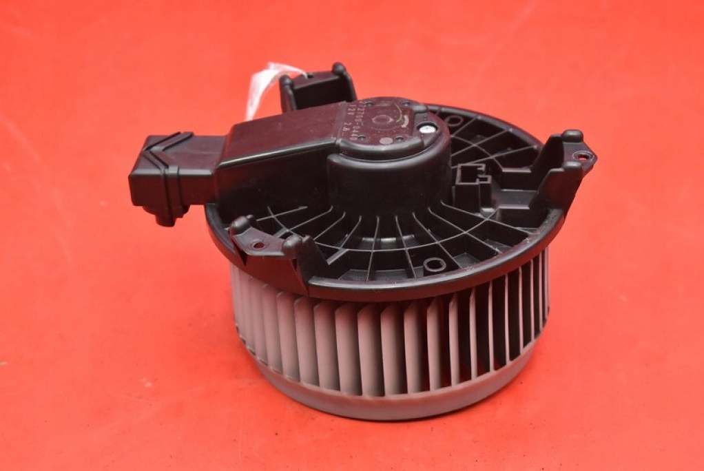 фото №5, Воздуходувка вентилятор обдув eu 272700-0440 honda civic 8 viii 05-08