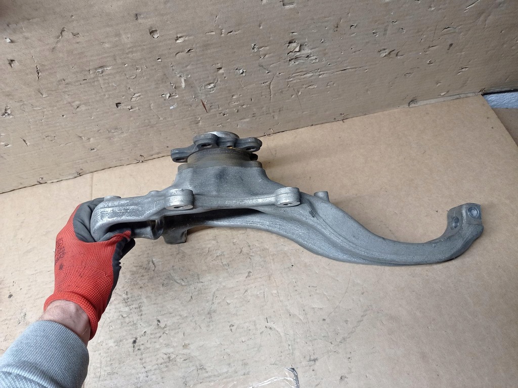 фото №7, Поворотный кулак ступица подшипник левый перед bmw g15 g16