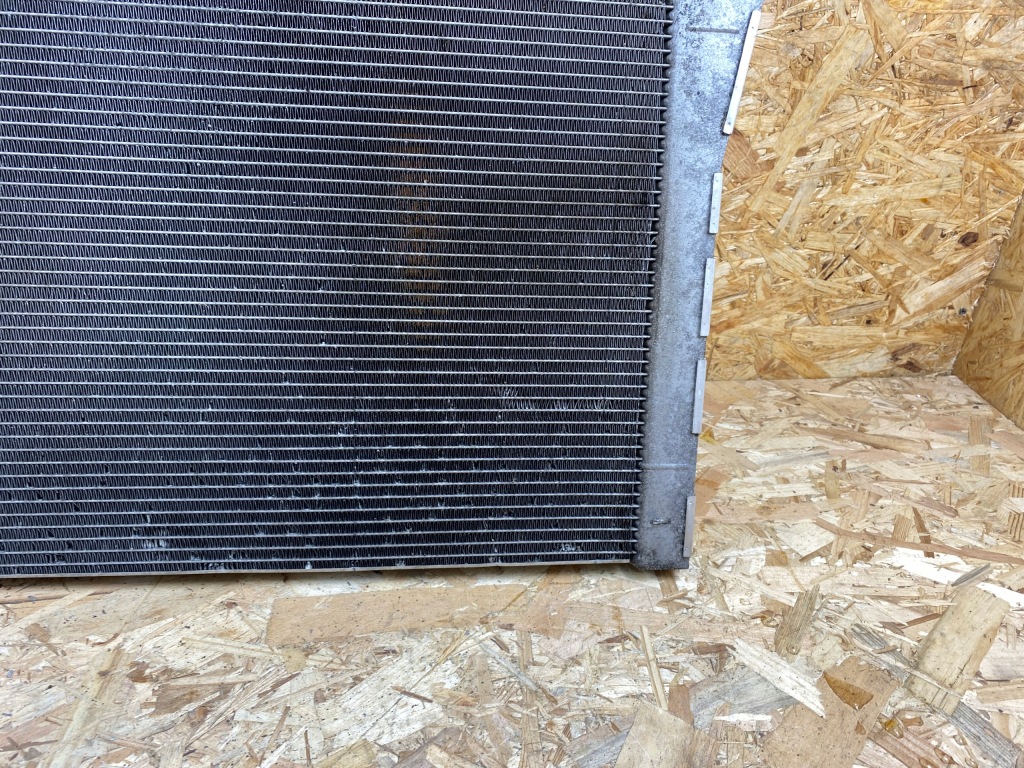 Радіатор води bmw x5 f15 x6 f16 8654431 3.0d aut Зі Шроту