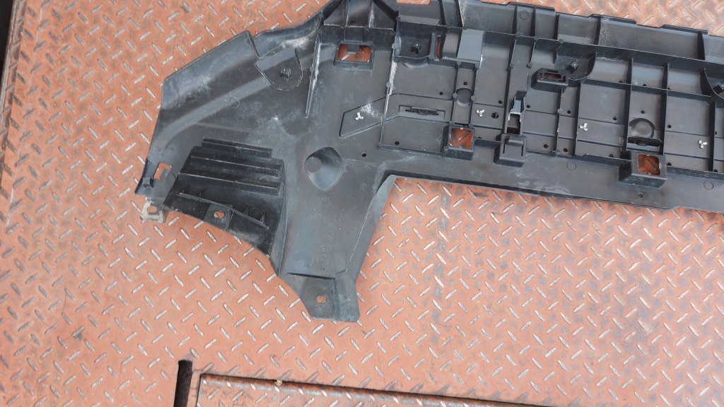 Абсорбер накладка под бампер toyota proace 23- рестайлинг с Разборки