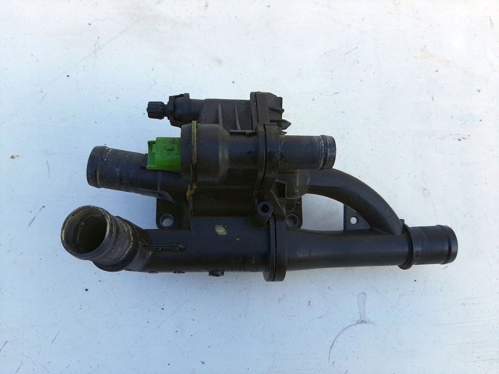 фото №1, Корпус термостат citroen c3 picasso 9670253780