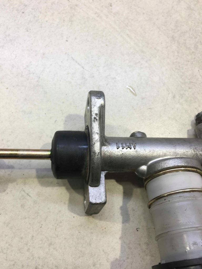 фото №6, Цилиндр сцепления nissan terrano ii 2.4