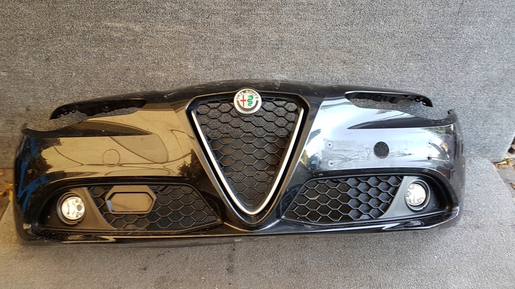 фото №1, Alfa romeo giulia kompletny бампер перед