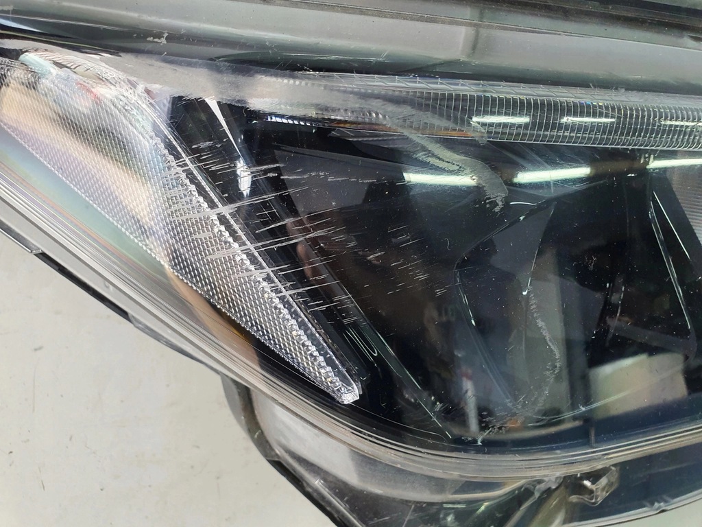 фото №10, Nissan leaf ii 2 17- фара лампа правая full led