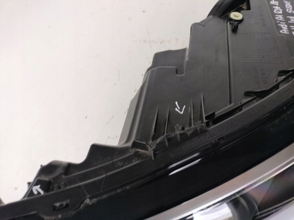 фото №5, Лампа левая фара audi a1 82a 18- full led