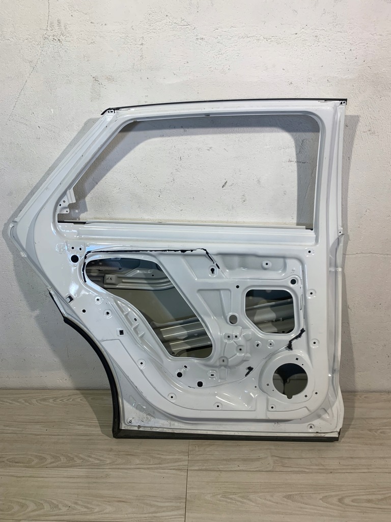 фото №8, Hyundai ioniq v 20- дверь левая задние задняя