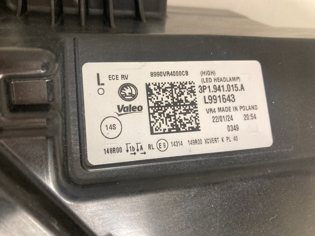 Фара левая фара skoda superb iv crystal led 3p1941015a идеальная kompl Киев