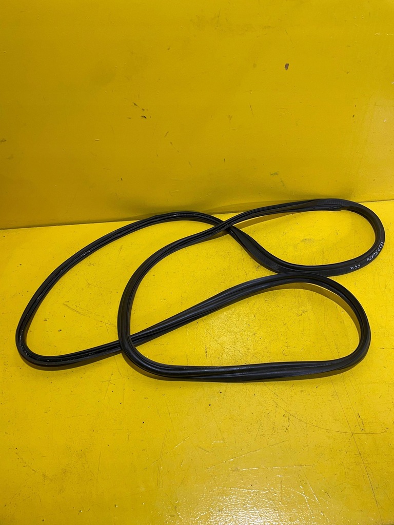 фото №5, Seat ibiza iv - прокладка кришки багажника