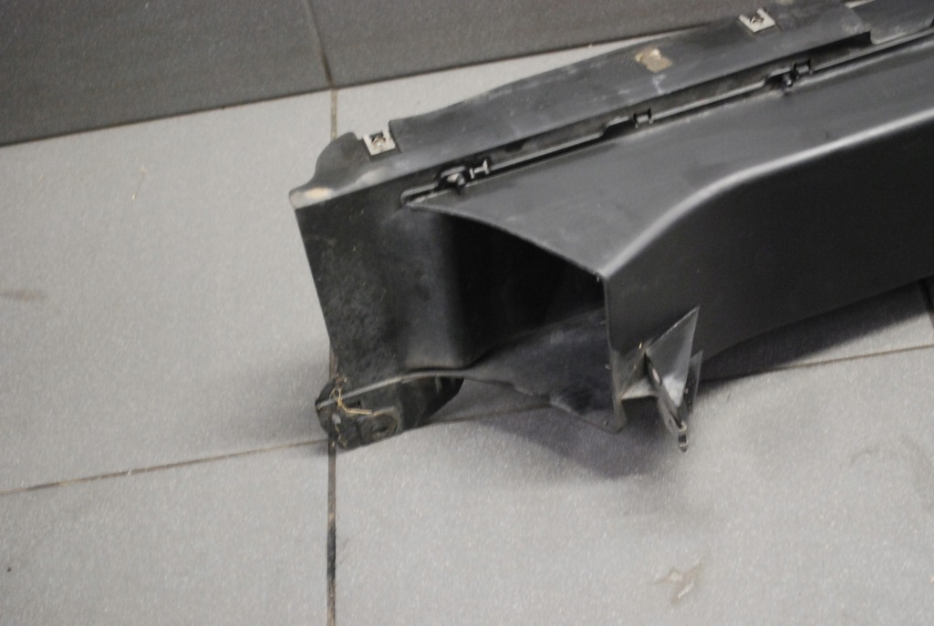 фото №8, Канал повітрозабірник повітря bmw 7 e65 4.4i 8223385