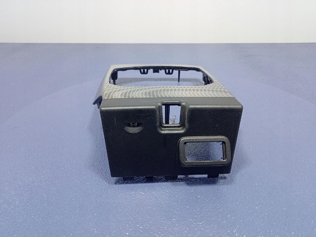 Bmw 3 g20 18- декоративна тунель середнього tetragon 8076602 Недорого