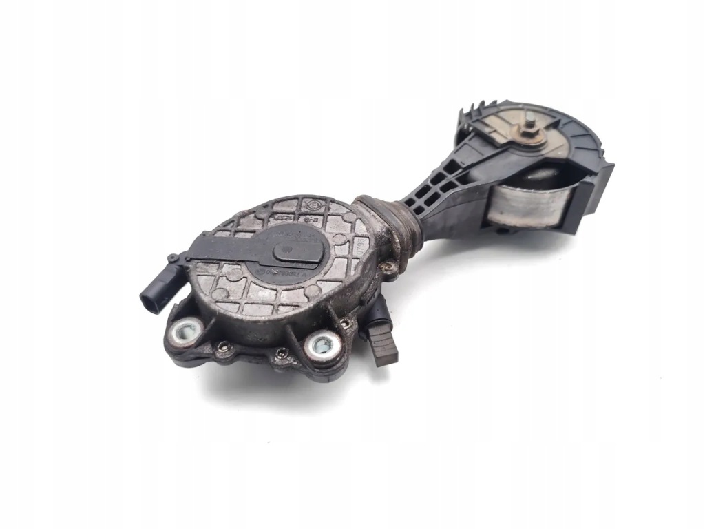 Bmw 1 series натягувач ремінь багаторучейковий / генератора 114i бензин 2013 в Україні