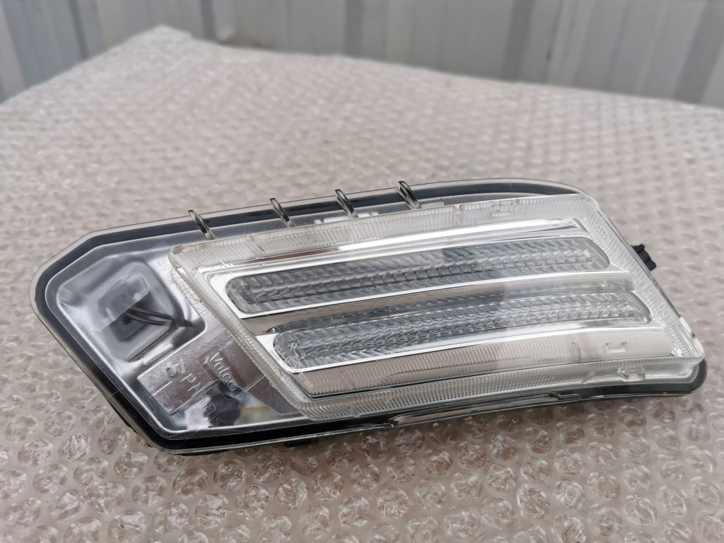 Купить Volvo xc60 1 рестайлинг  13- led drl левый перед передний 31290873