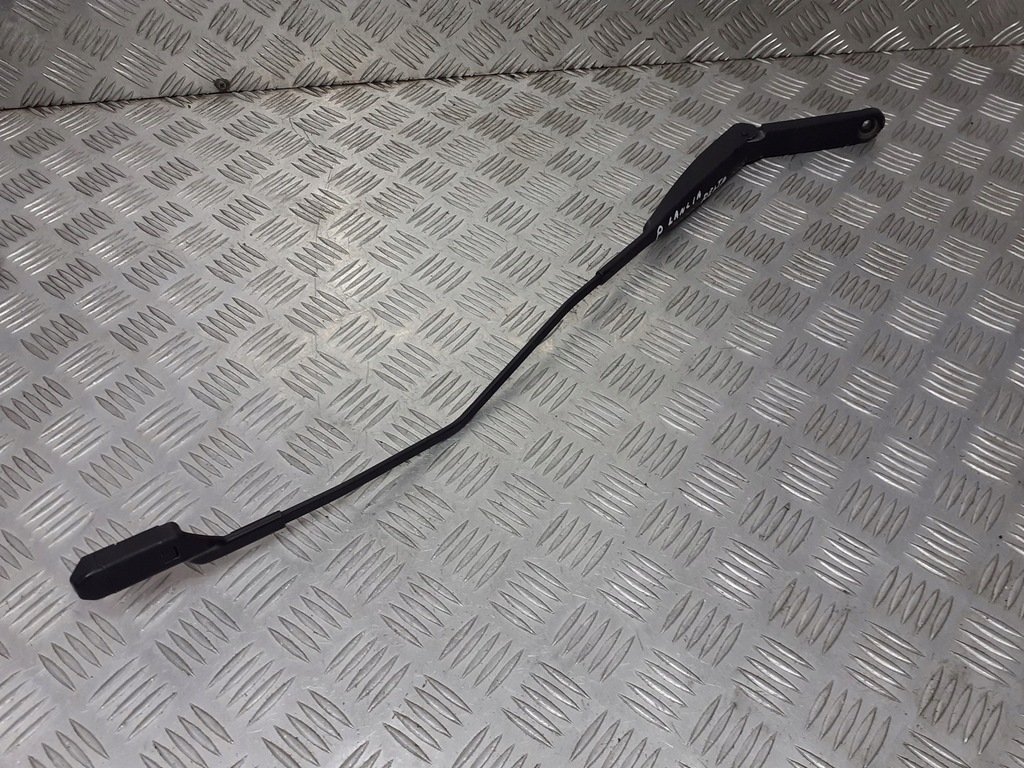 фото №1, Важіль двірники правий перед lancia delta iii