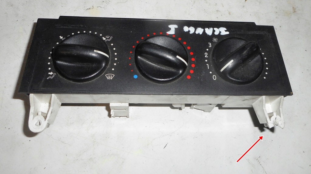 фото №1, Renault kangoo i панель обдув