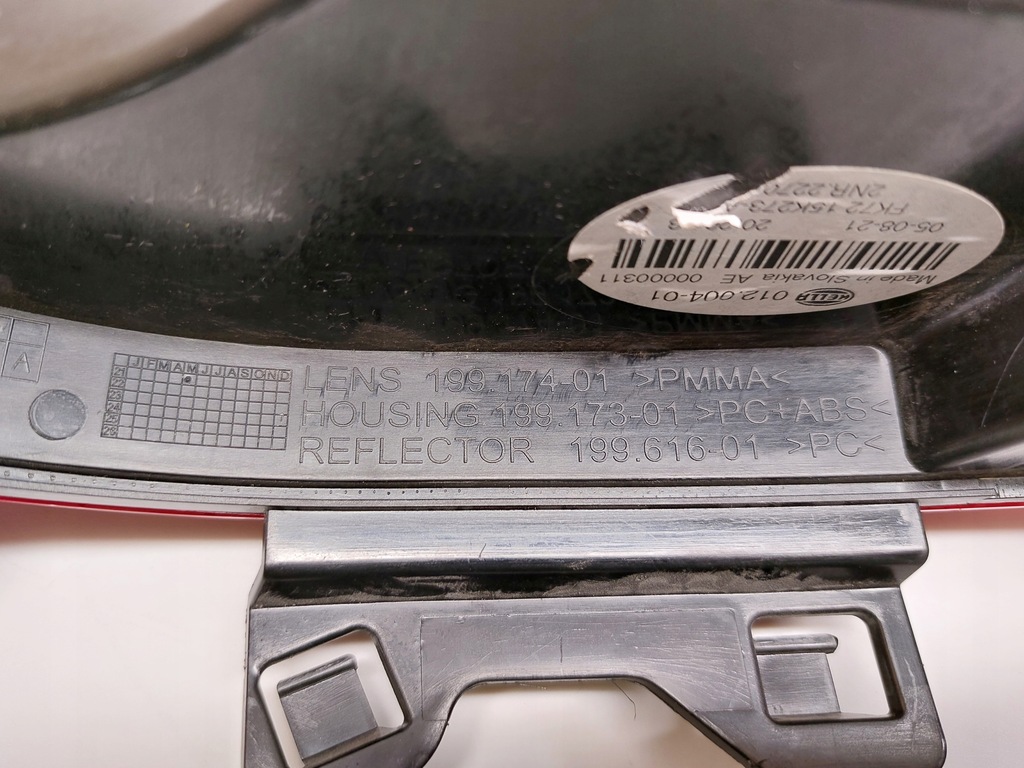 фото №8, Jaguar f-pace fk7215k273 лампа бампера заднього