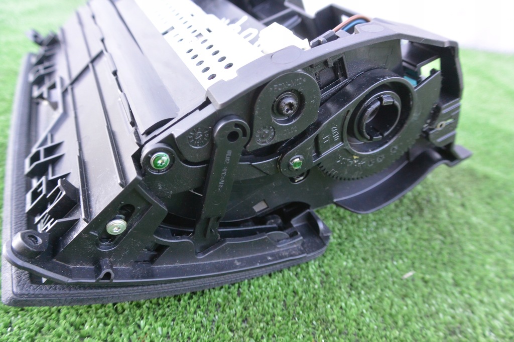 фото №9, Дисплей экран навигации радио mercedes w204