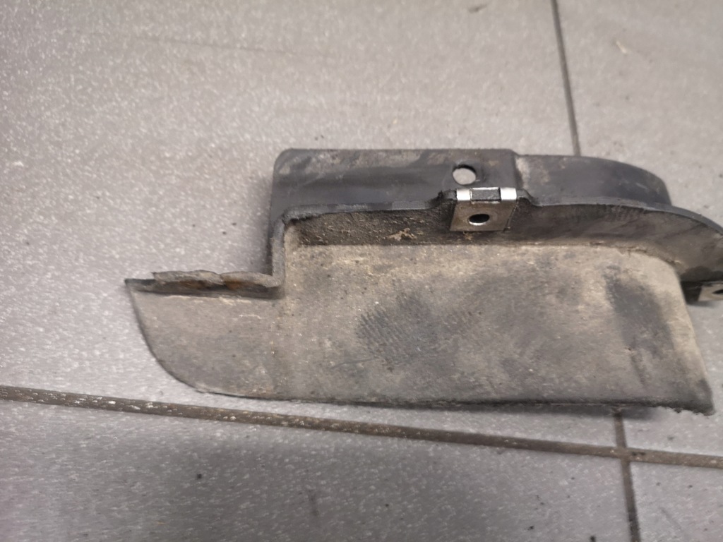 фото №6, Бризковик спойлер підкрилок a4 b6 cabrio 8h0853834