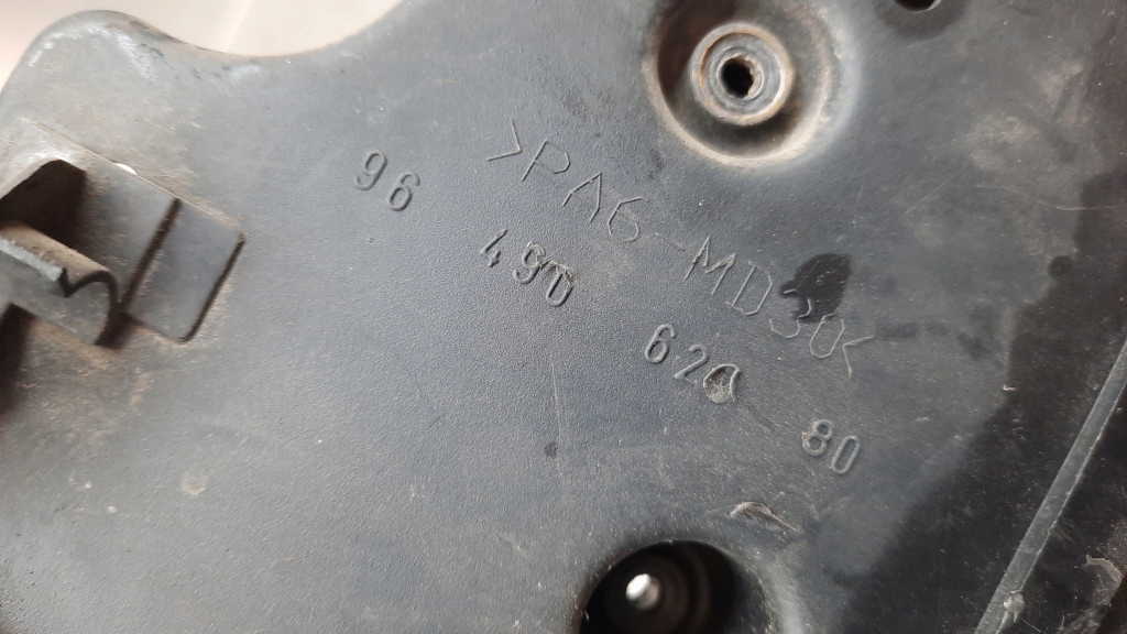 фото №5, Корпус распределительного вала 9649062080 citroen c3 1.4 hdi