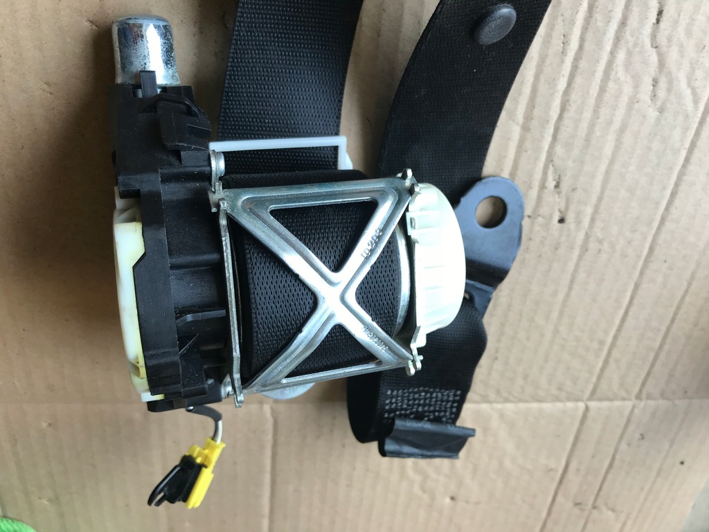 фото №2, Pas безопасности натяжитель mercedes r w251 задняя